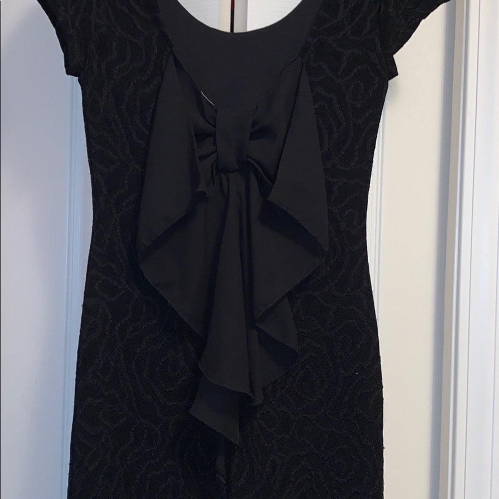 Dress - Picture 3 of 3